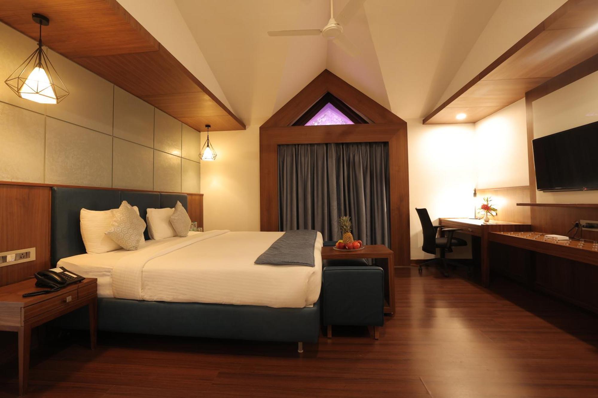 Poppys Vista Hotel Thirumurugan Poondi Exterior foto